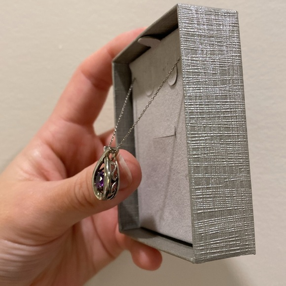People’s Silver Amythest Stone Necklace - Picture 5 of 7